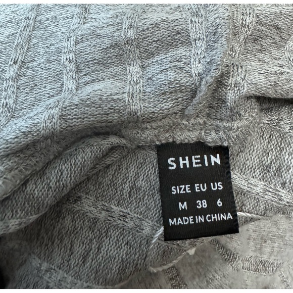 Shein Lightweight SUPER SOFT Cropped Grey Hoodie - Picture 3 of 3